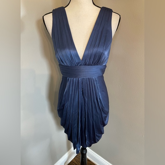 BCBGMaxAzria Dresses & Skirts - BCBG MaxAzria NWT $258 dress blue